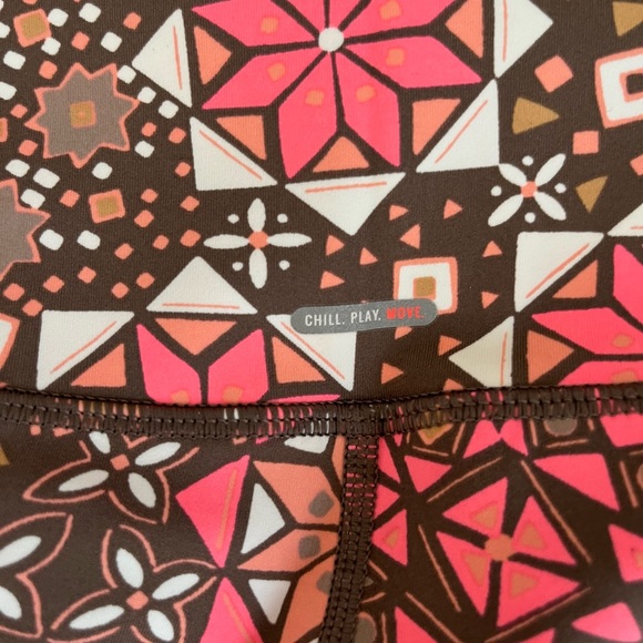 Pink Floral Pattern Legging and Sports Bra Set - Picture 9 of 9